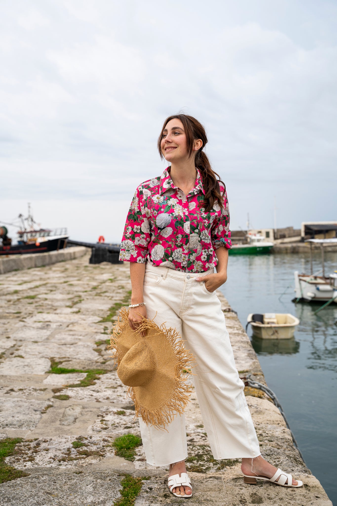 Rosehip Design Abbey cotton shirt has elbow length sleeves with a wide cuff. The hem is curved. Wear it with white jeans, shorts or one of our matching skirts.
Stand out in our vibrant Camelia Magenta design.