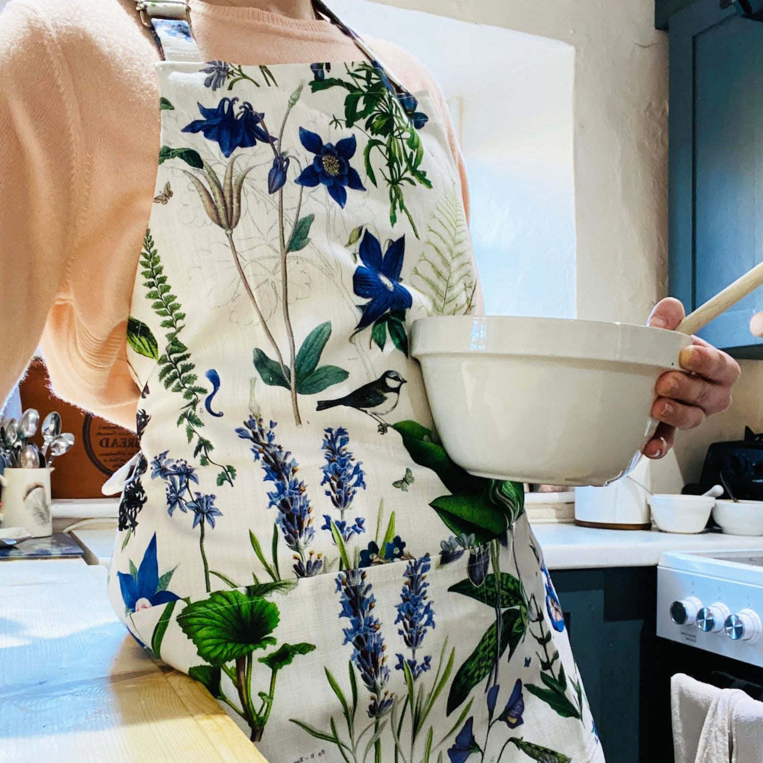 Rosehip Design Apron - a heavyweight 100% cotton Apron with adjustable neck strap and two generous deep pockets in our timeless Moody Blues design