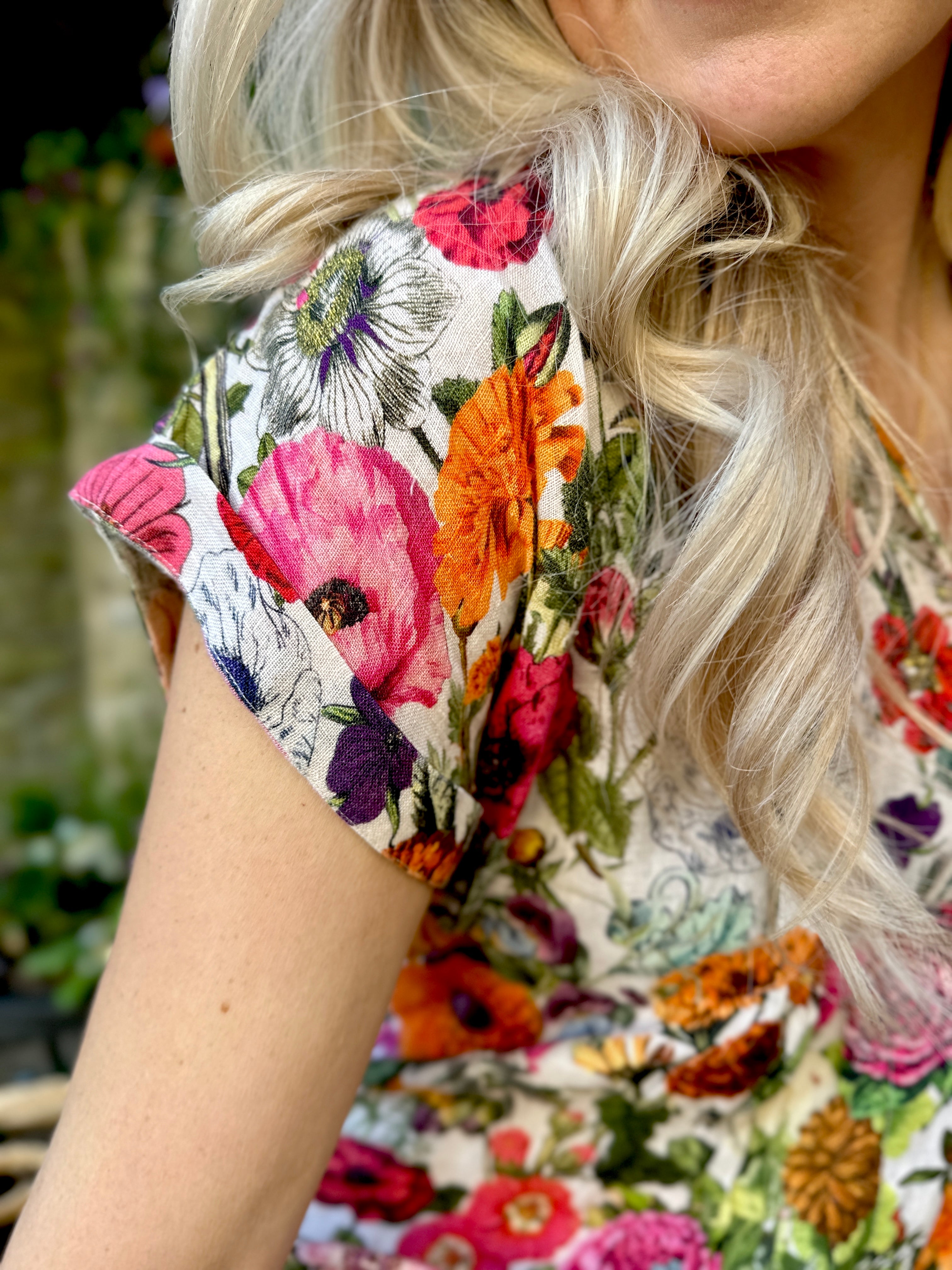 Kate Linen Dress - Carnival