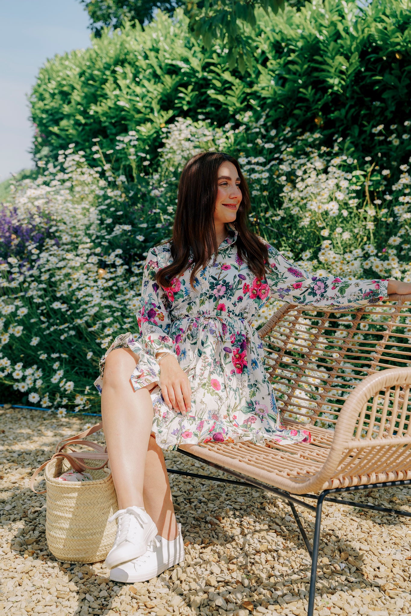 Rosehip Design Josie Cotton Dress is a knee-length cotton tiered dress with a tie belt and pockets.
Make a statement in our dazzling Barcelona design.