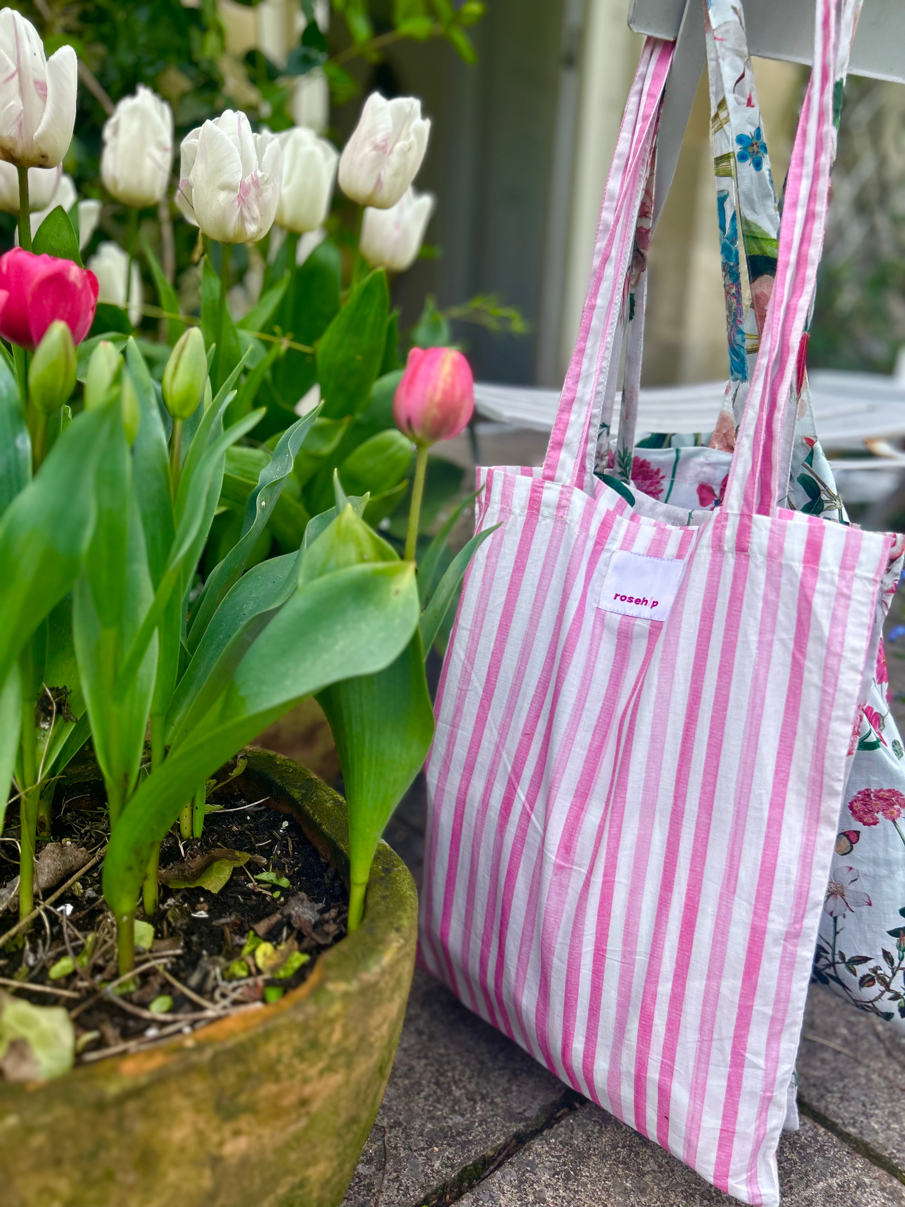 Rosehip Design Roma Trousers are comfortable and casual with an elasticated waist, pockets in the front and on the back. They are made from 100% soft Indian cotton and printed in a fun, washed pink, Candy stripe. Team with the Julia Shirt.