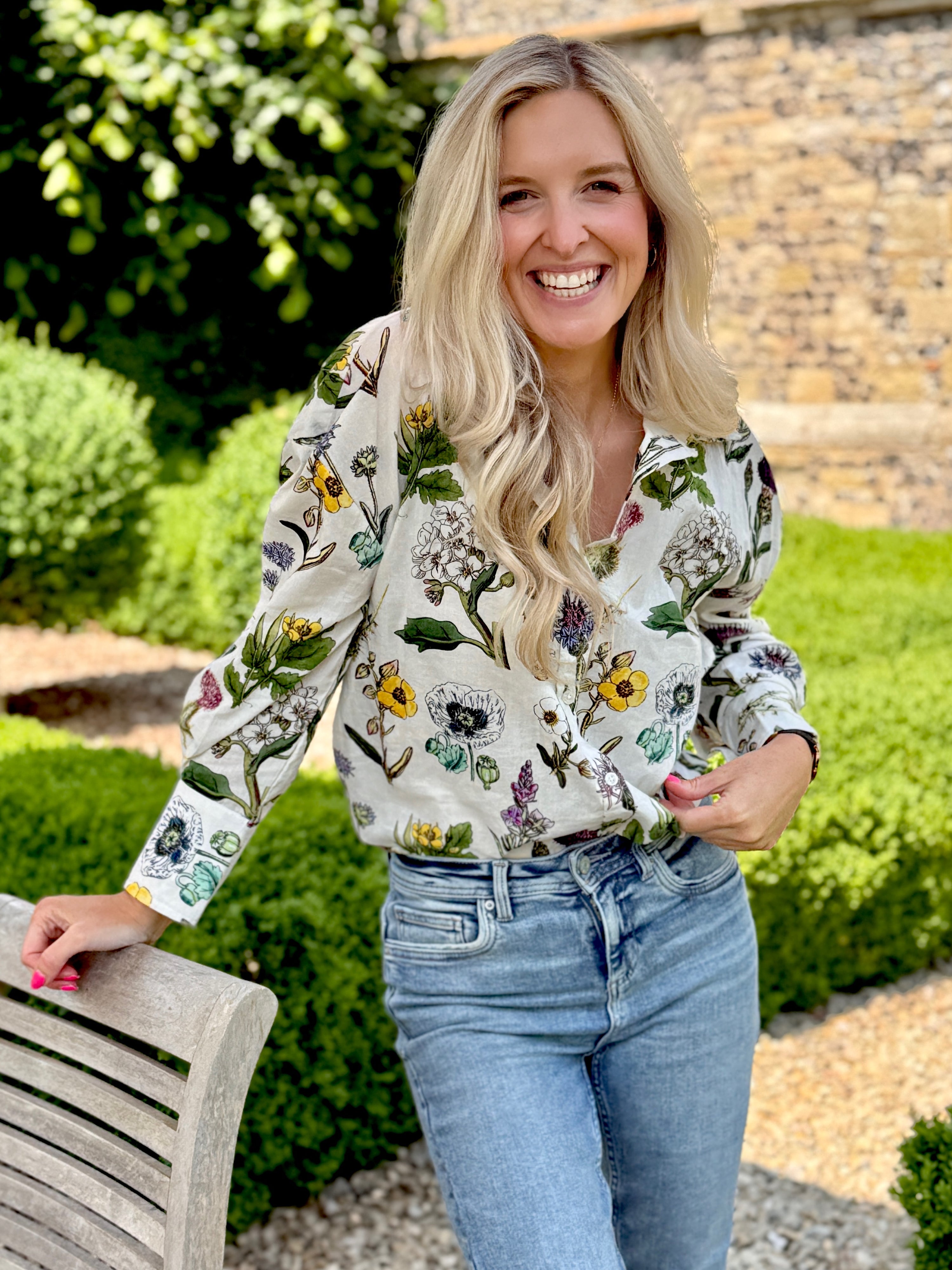 Rosehip Design Sarah Cotton Shirt is a timeless wardrobe staple, made of soft cotton. It features a classic button-down front, elegant sleeves that end just before the wrist, and a gently curved hem for a relaxed yet polished look.
Featuring our spiky Thistle design, this shirt is a celebration of summer, bursting with lively hues and intricate floral patterns. Perfect for warm-weather styling, it pairs beautifully with the matching Sally Skirt for a coordinated ensemble.