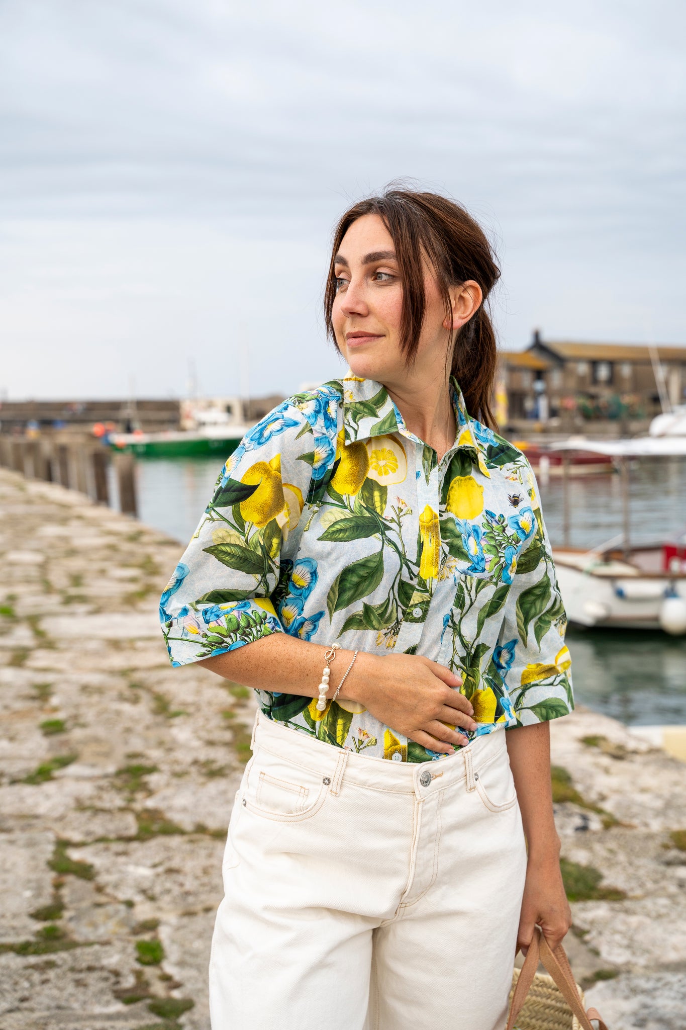 Rosehip Design Abbey cotton shirt has elbow length sleeves with a wide cuff. The hem is curved. Wear it with white jeans, shorts or one of our matching skirts.

Make a statement in our zesty Sicily design.
