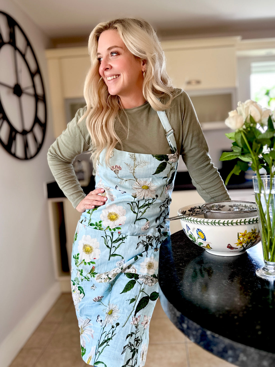 Rosehip Design Apron - a heavyweight 100% cotton Apron with adjustable neck strap and two generous deep pockets in our dreamy Heavenly Aqua design.