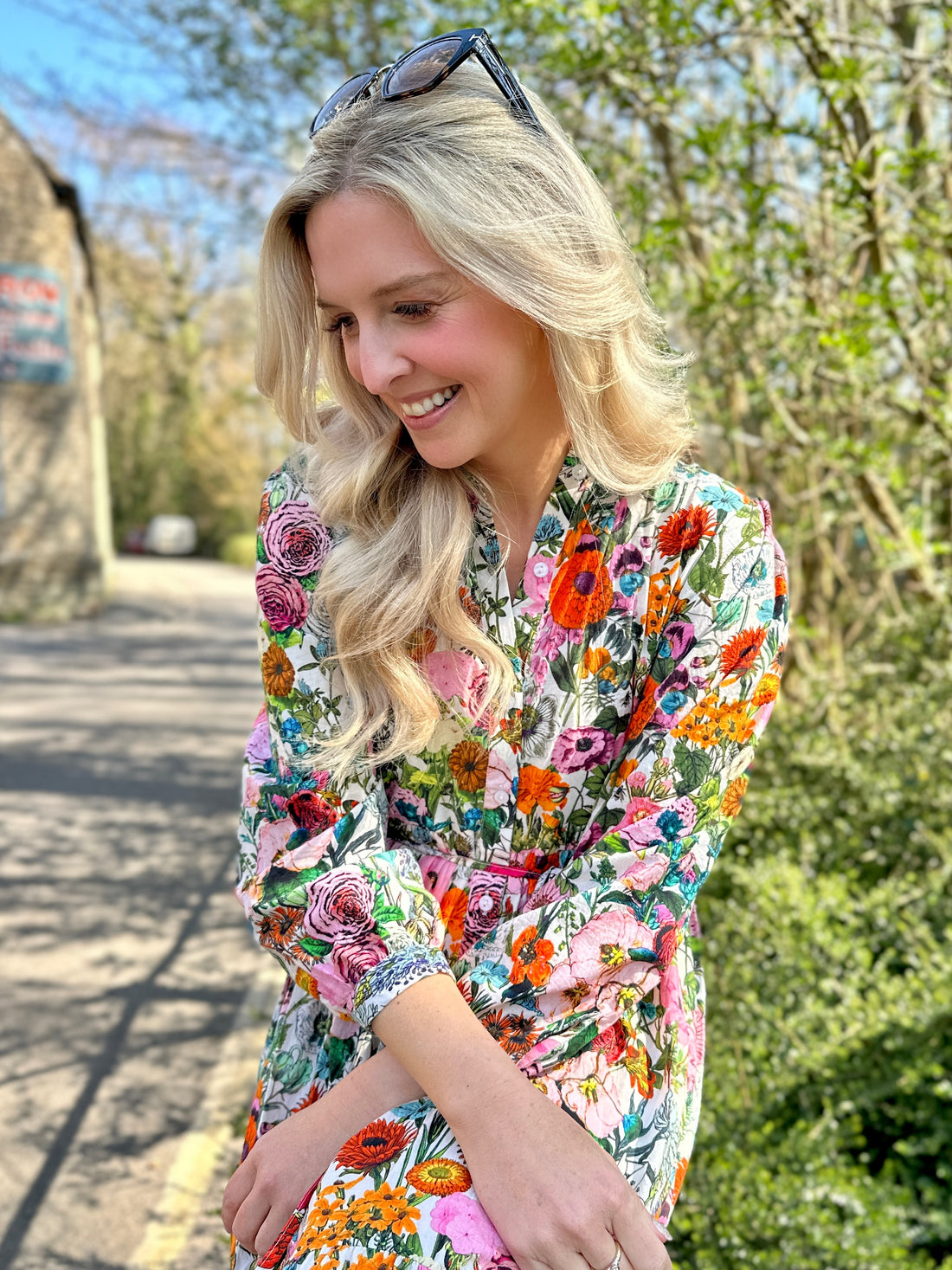 Easy, breezy and beautifully floral – the Rosehip Design Georgie Dress in our striking Fiesta print is made from soft, breathable cotton and designed with sunny days in mind. Featuring a fresh summery floral print, it has a relaxed tiered skirt, charming button-through front, and a detachable tie belt to style it your way. Wear it loose for an effortlessly laid-back look, or cinch it in for a more defined shape. Perfect for garden parties, picnics or simply soaking up the sunshine.