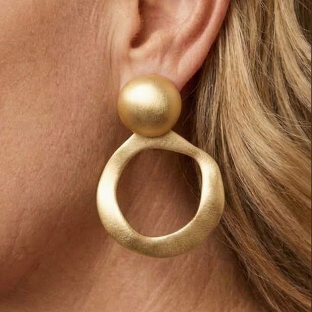 Battered hoop earrings