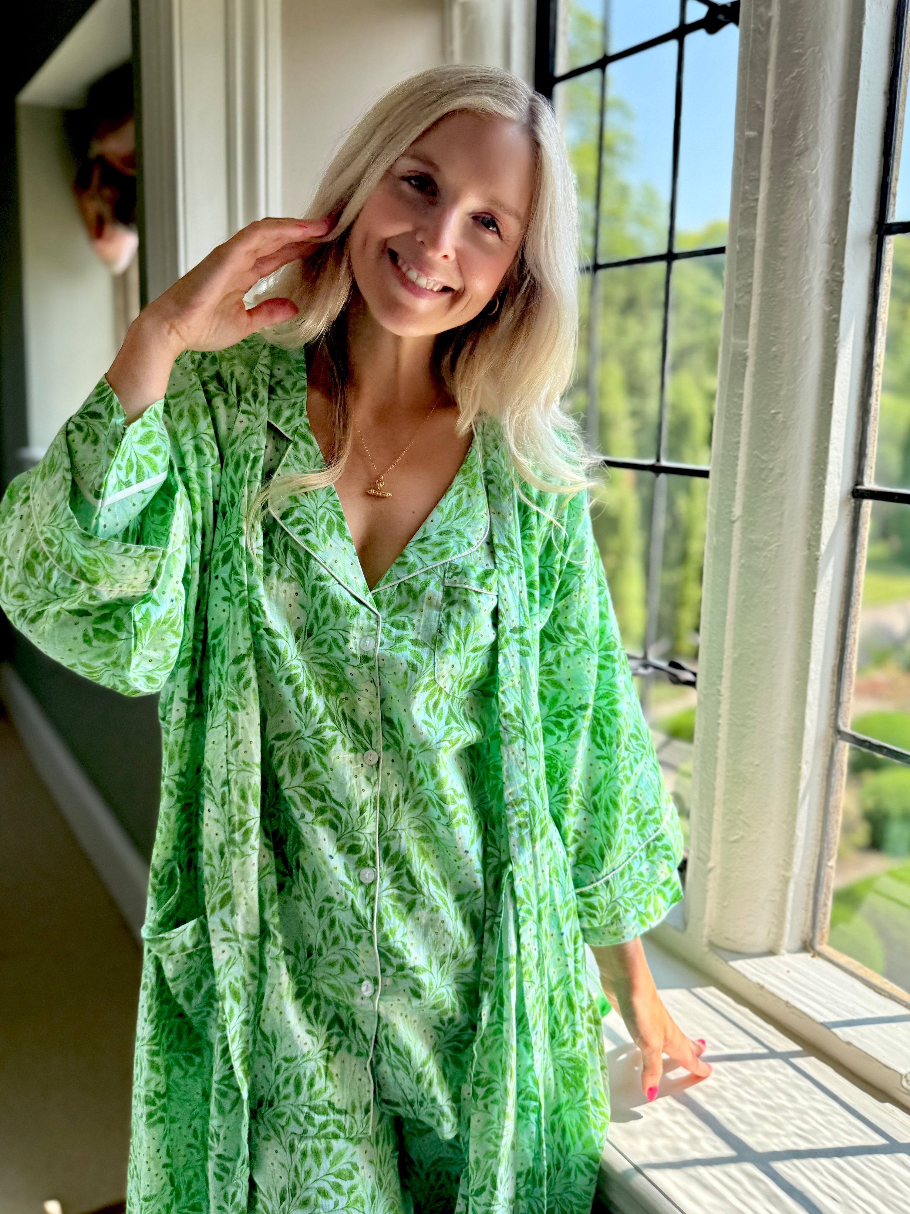 Rosehip Design Long Pyjamas in our verdant Hedgerow print are made from 100% soft Indian cotton voile. The cuffs have contrast piping and the bottoms have drawstring as well as elastic. They are a comfy fit and come packaged in a matching drawstring bag.