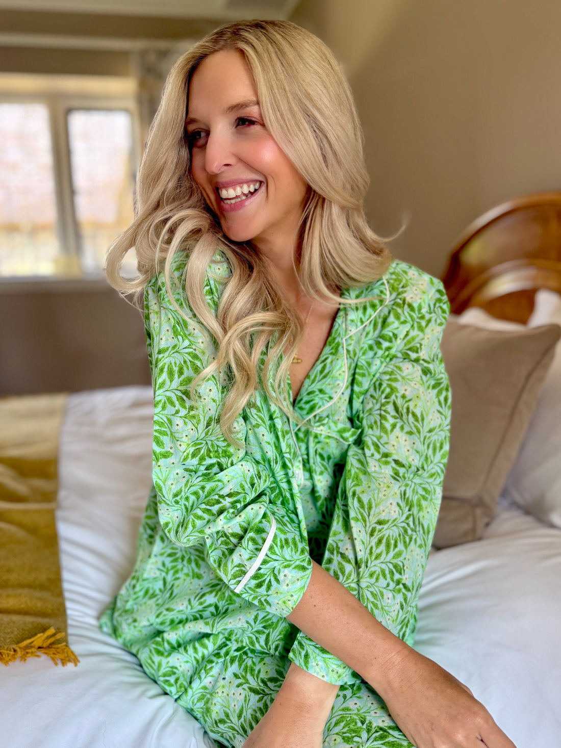 Rosehip Design Long Pyjamas in our verdant Hedgerow print are made from 100% soft Indian cotton voile. The cuffs have contrast piping and the bottoms have drawstring as well as elastic. They are a comfy fit and come packaged in a matching drawstring bag.