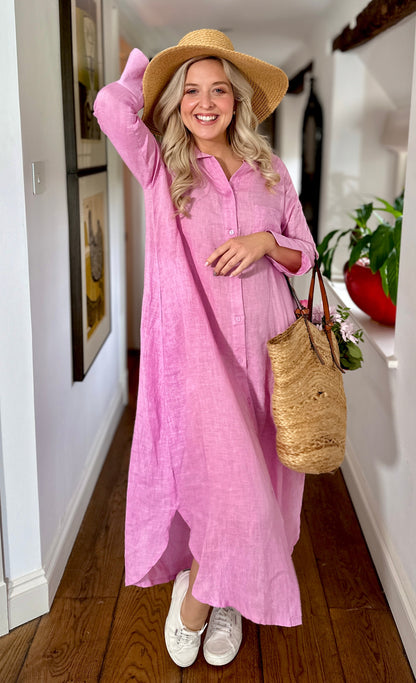Rosehip Design Lucy Dress is a classic Shirt dress with 3/4 length sleeves, side pockets, front buttons and curved side slits. Made from 100% Linen in vivid Lilac.