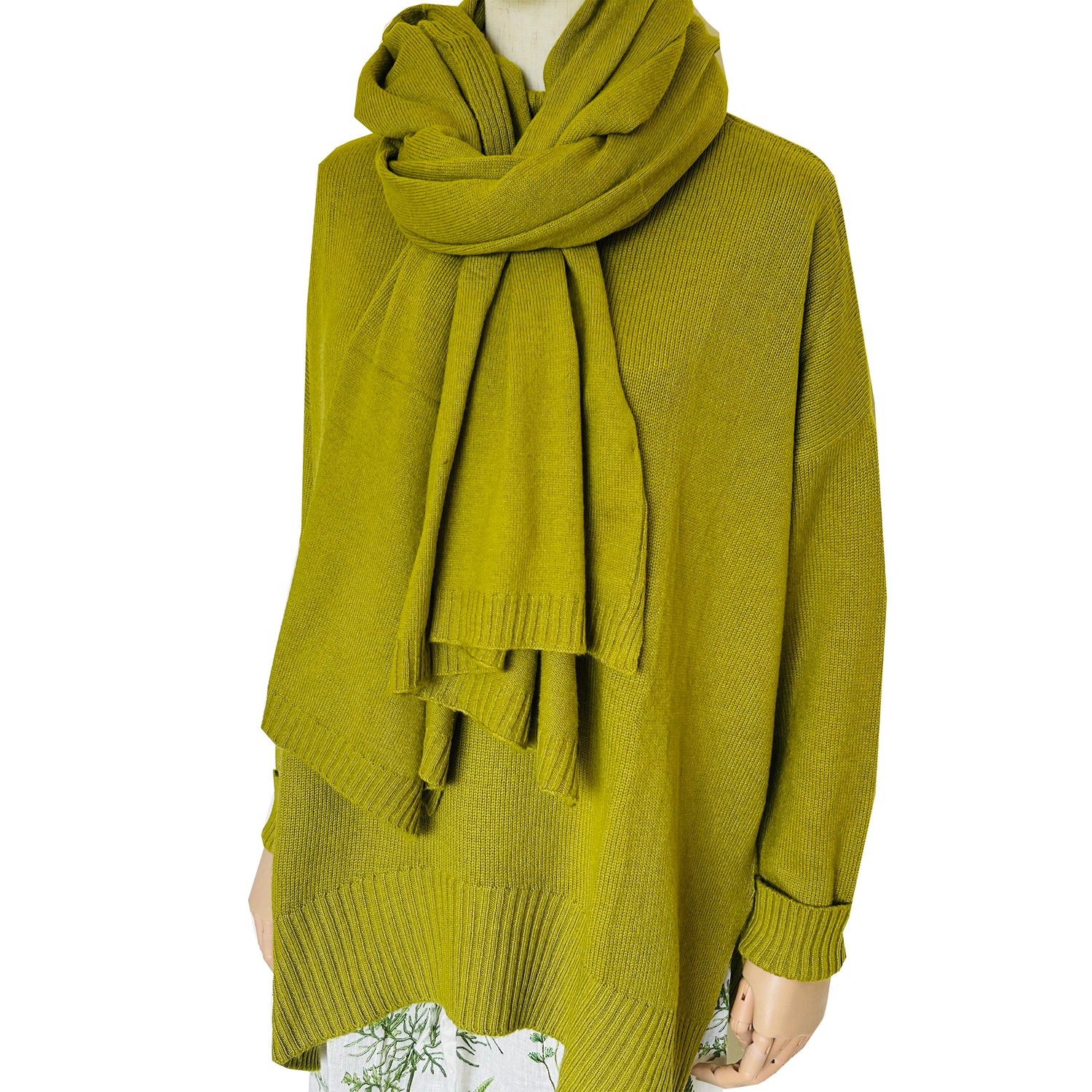 Stay effortlessly stylish and snug in this Rosehip Design woollen roll neck jumper, designed with a modern high-low hem that falls longer at the back for a flattering, easy silhouette. Crafted from soft, warming wool, it offers both comfort and elegance — perfect for layering on chilly days. The classic roll neck adds a touch of sophistication, while the relaxed fit makes it a versatile wardrobe staple you’ll reach for all season.