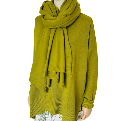 Stay effortlessly stylish and snug in this Rosehip Design woollen roll neck jumper, designed with a modern high-low hem that falls longer at the back for a flattering, easy silhouette. Crafted from soft, warming wool, it offers both comfort and elegance — perfect for layering on chilly days. The classic roll neck adds a touch of sophistication, while the relaxed fit makes it a versatile wardrobe staple you’ll reach for all season.