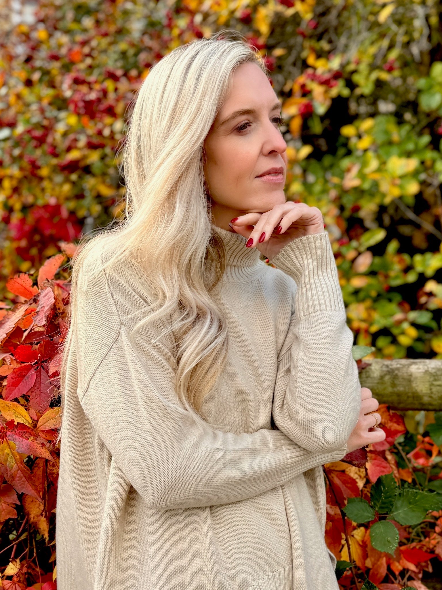 Stay effortlessly stylish and snug in this Rosehip Design woollen roll neck jumper, designed with a modern high-low hem that falls longer at the back for a flattering, easy silhouette. Crafted from soft, warming wool, it offers both comfort and elegance — perfect for layering on chilly days. The classic roll neck adds a touch of sophistication, while the relaxed fit makes it a versatile wardrobe staple you’ll reach for all season.