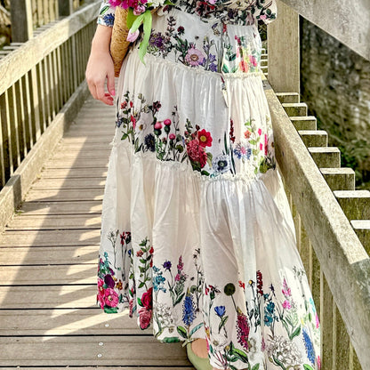Rosehip Design Sally Skirt in Barcelona has soft flowing tiers, each showing the vibrant Barcelona print.

The Sally Skirt has an elasticated waist as well as a drawstring and side pockets.

It pairs well with the Sarah Shirt in Barcelona or wear it with a T-shirt for relaxed elegance.