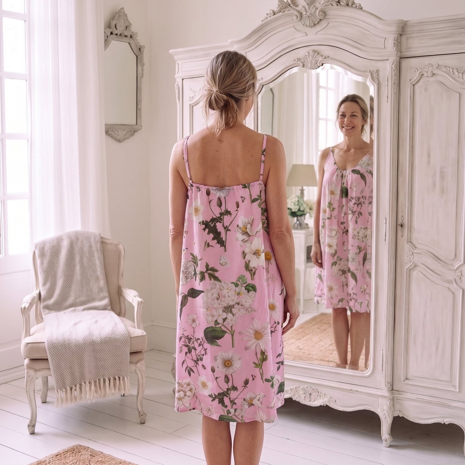 Short Strappy Nightie - Pink Dreams