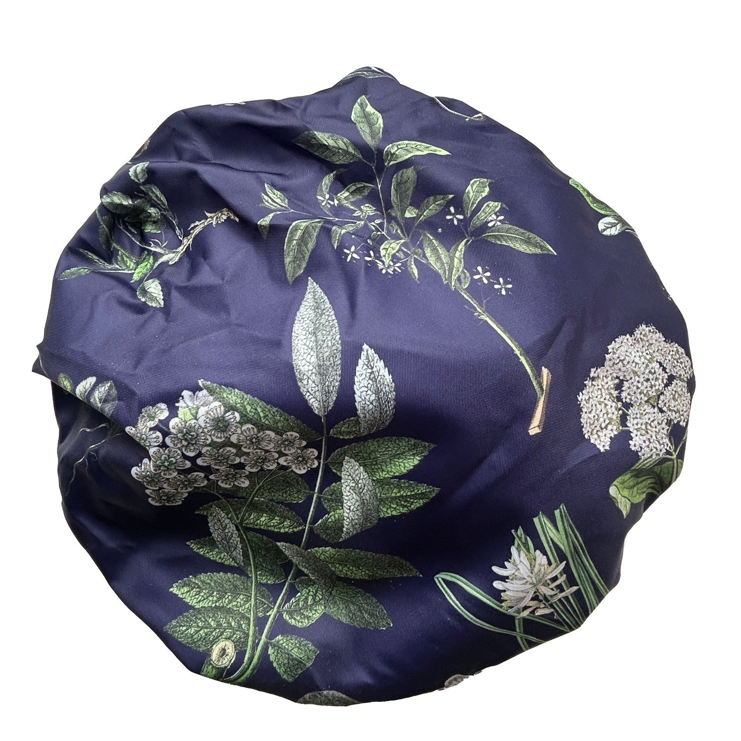 Add a touch of elegance to your daily routine with our charming Rosehip Design floral shower cap. Designed to keep your hair dry in style, the cap combines functionality with beauty. Made from durable, water-resistant material, lined for comfort, it ensures a snug yet gentle fit.

Perfect as a thoughtful Christmas gift or delightful stocking filler, it&