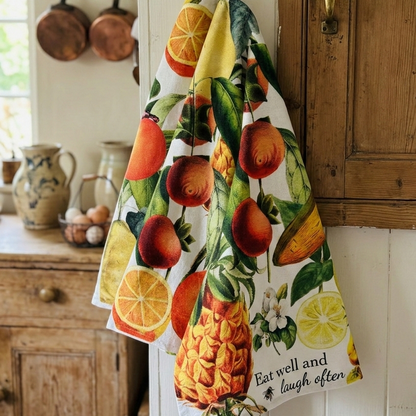 This stylish tea towel from Rosehip Design features a vibrant, vintage-inspired floral themed print.
Made from 100% cotton, this practical and highly absorbent essential makes drying dishes effortless.
Complete with a hanging loop, it is a durable, machine-washable accessory.
Also available in matching Apron and Heart Pot Holder.