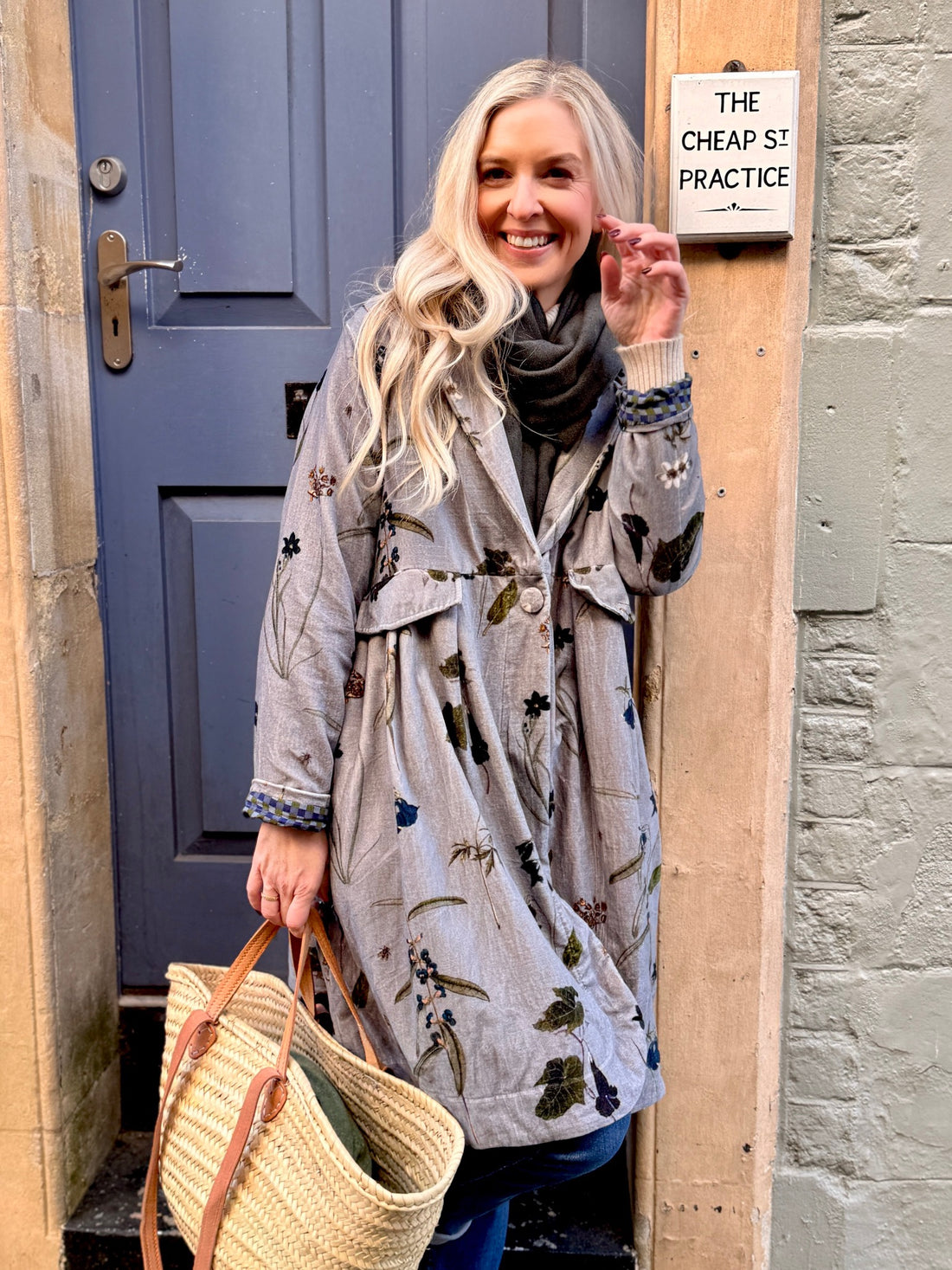 Wrap yourself in autumn warmth with this long velvet coat in a rich Rosehip Design Winter Floral that perfectly echoes the season. The soft velvet exterior is complemented by a classic check lining, adding a touch of style to its bold, modern silhouette. Luxuriously warm yet effortlessly wearable, it’s the perfect layer for crisp autumn days — whether you’re strolling through the countryside or heading into the city.