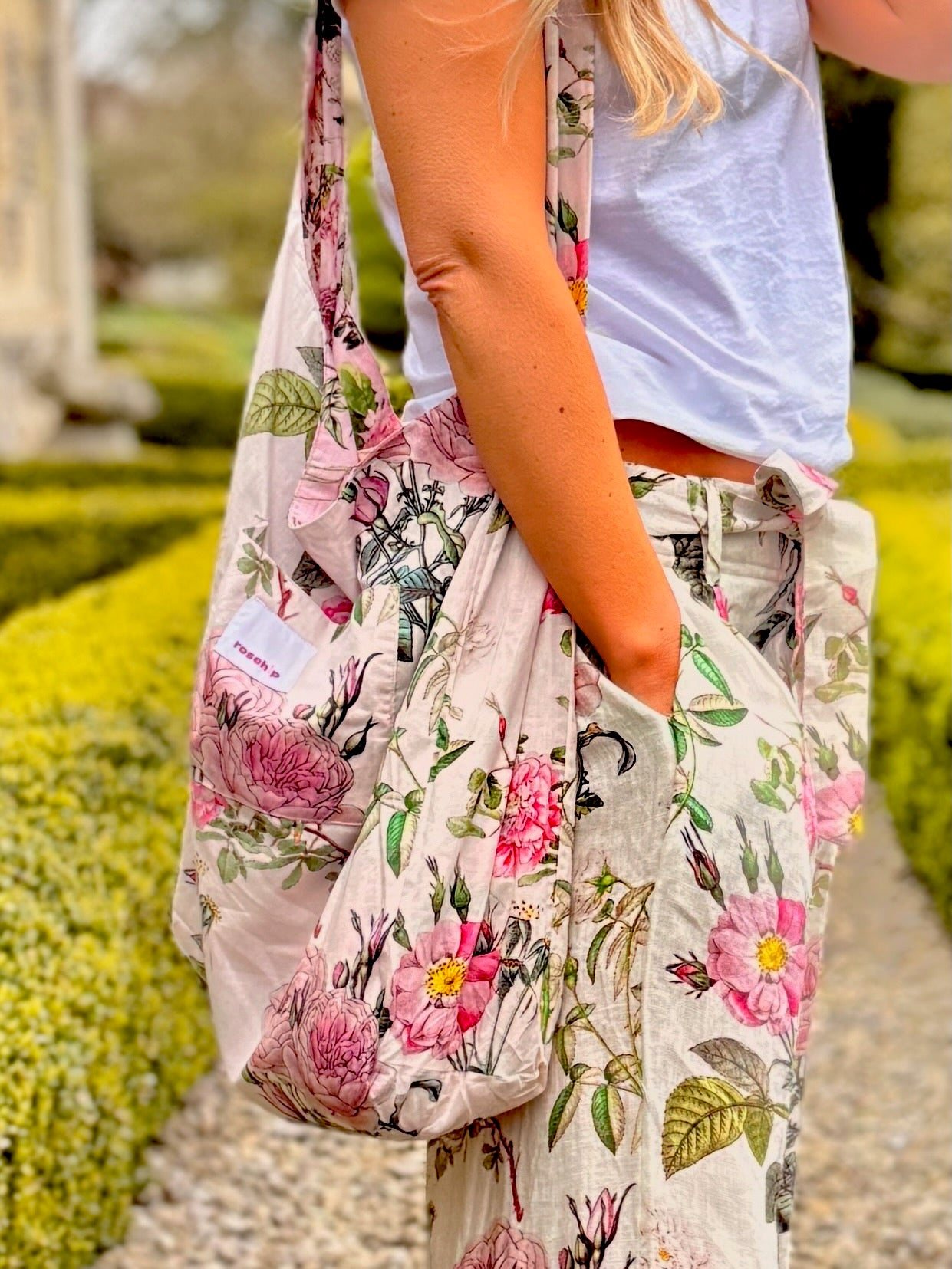 Gallerie Bag - Pink Bouquet (Rose Garden)