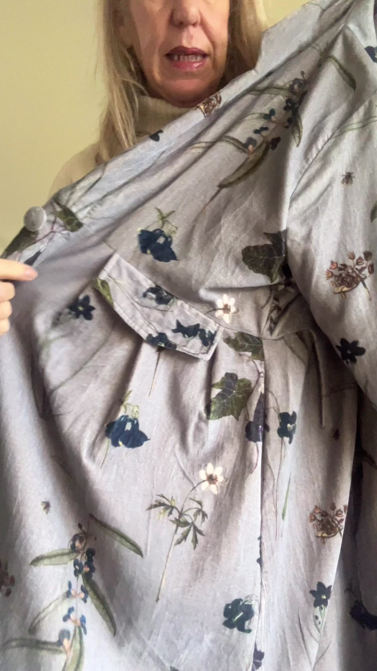 Valeria Velvet Coat - Glacial