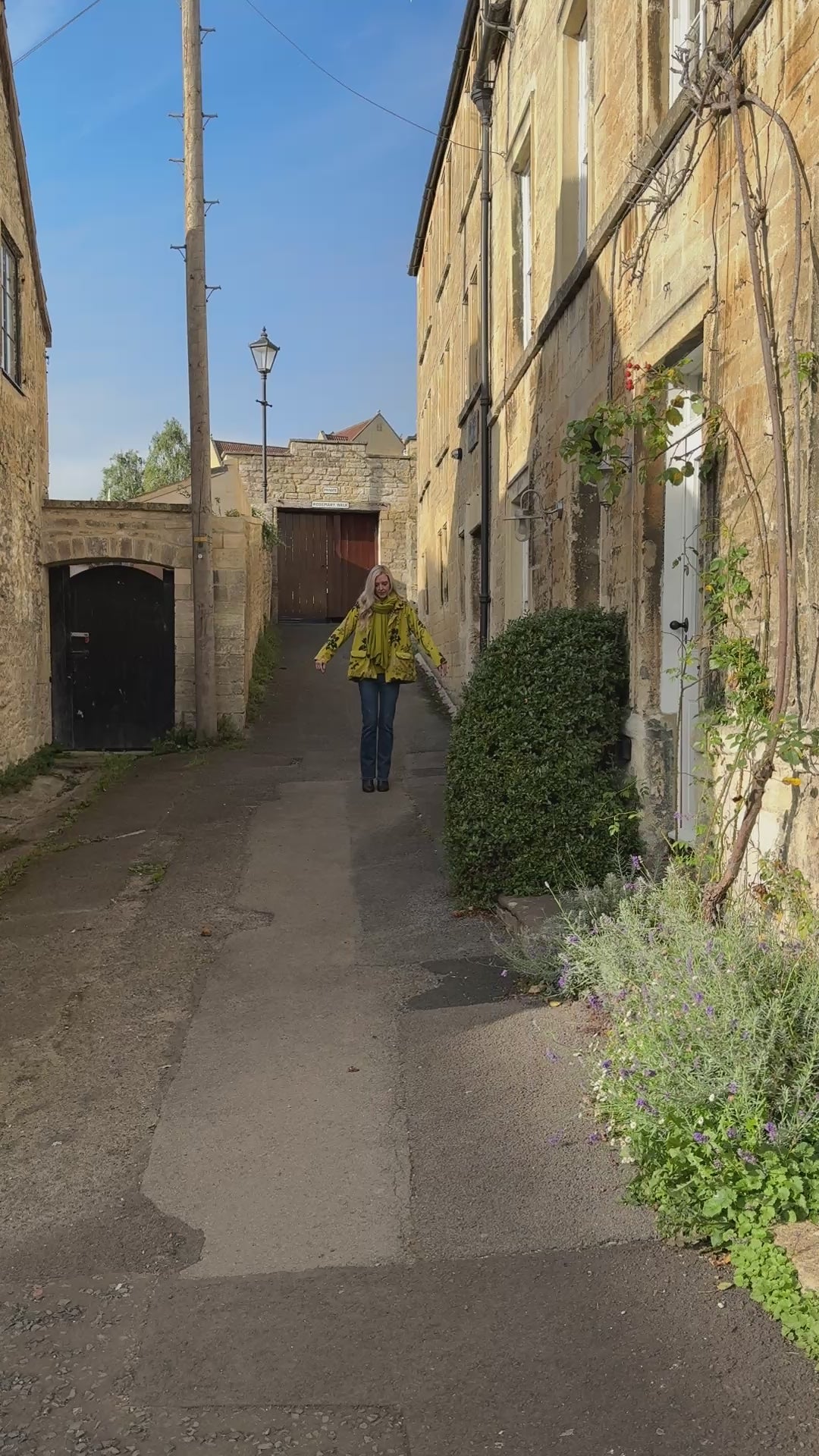 Brompton Velvet Coat - Flora Olive